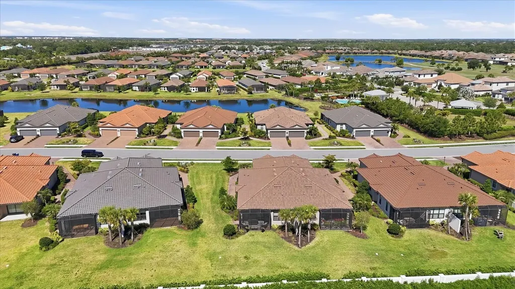 4733 Tortona Court Bradenton FL 34211