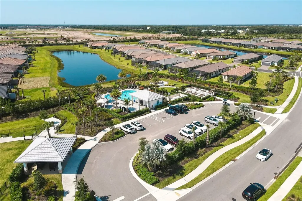 4733 Tortona Court Bradenton FL 34211