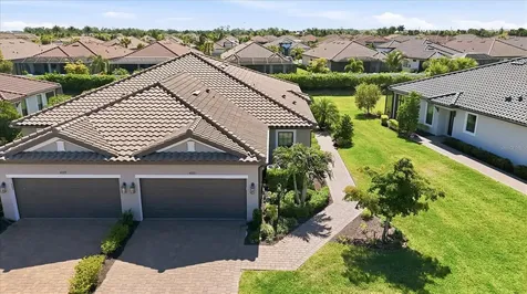 4733 Tortona Court Bradenton FL 34211