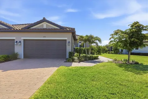 4733 Tortona Court Bradenton FL 34211