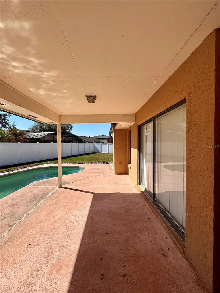 2904 Nipawin Court Orlando FL 32837