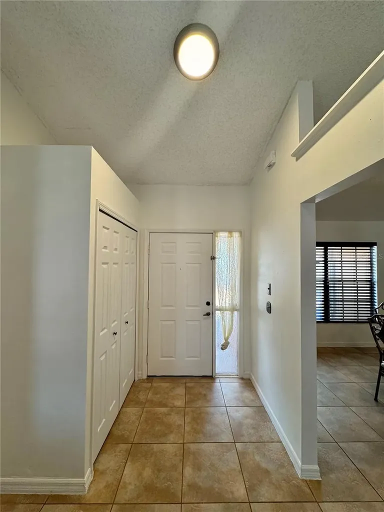 2904 Nipawin Court Orlando FL 32837