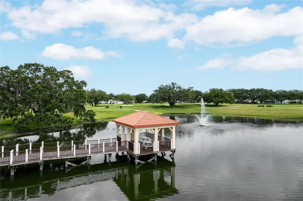1616 W Schwartz Boulevard The Villages FL 32159