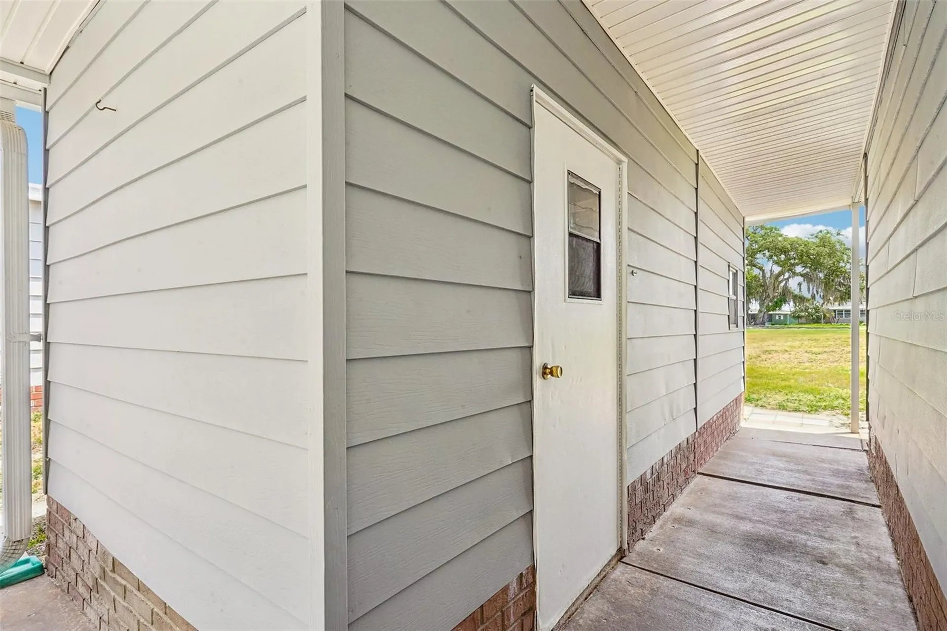 1616 W Schwartz Boulevard The Villages FL 32159