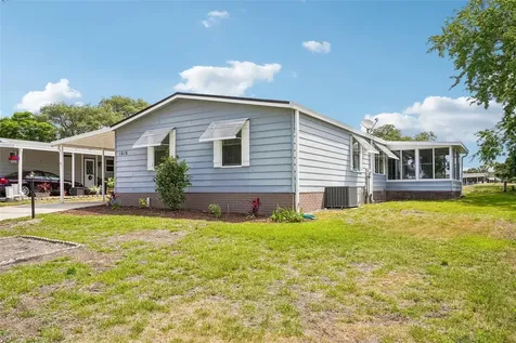 1616 W Schwartz Boulevard The Villages FL 32159