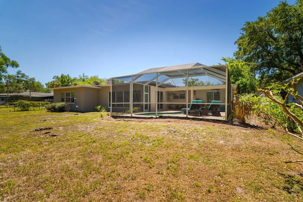 608 Vanderbaker Road Temple Terrace FL 33617