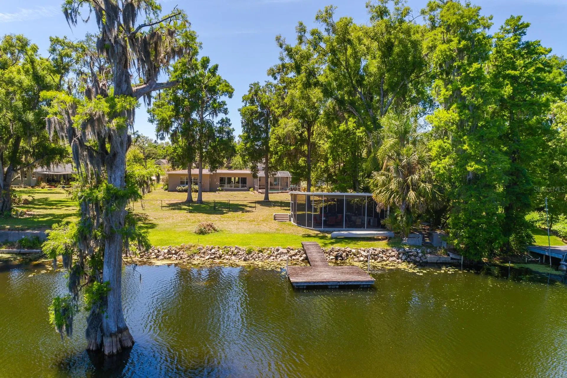 608 Vanderbaker Road Temple Terrace FL 33617