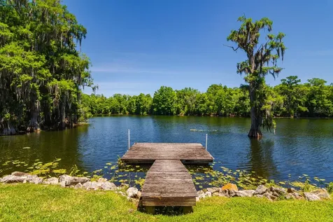 608 Vanderbaker Road Temple Terrace FL 33617