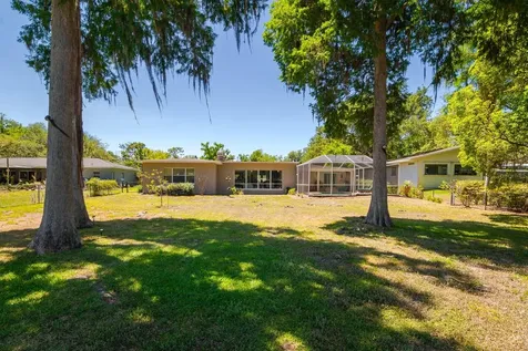 608 Vanderbaker Road Temple Terrace FL 33617