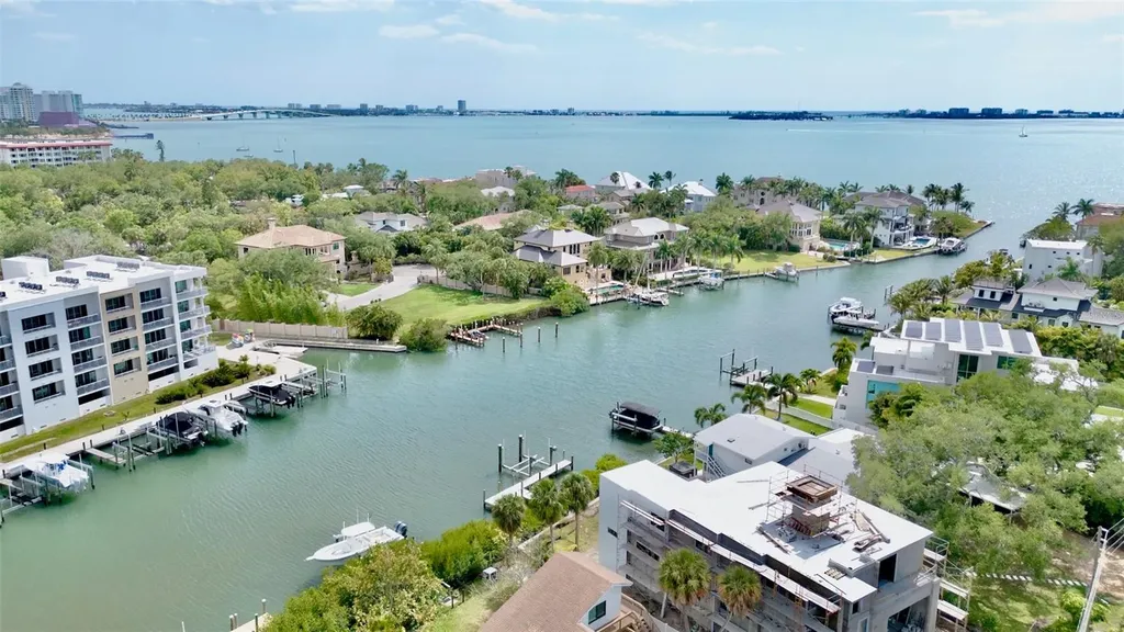 1709 N Tamiami Trail Sarasota FL 34234