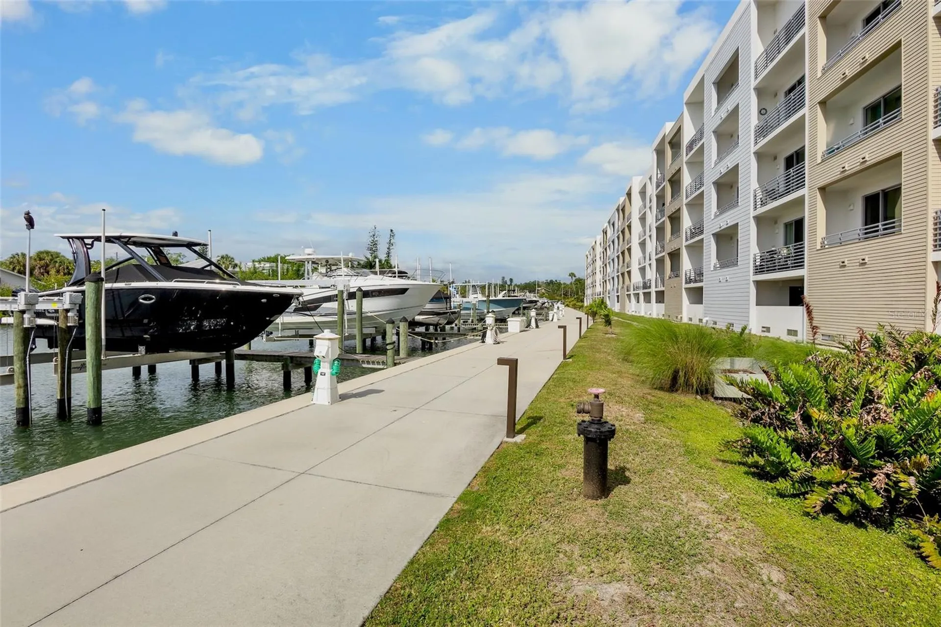 1709 N Tamiami Trail Sarasota FL 34234