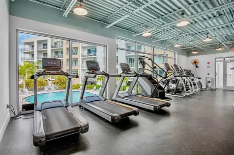 1709 N Tamiami Trail Sarasota FL 34234