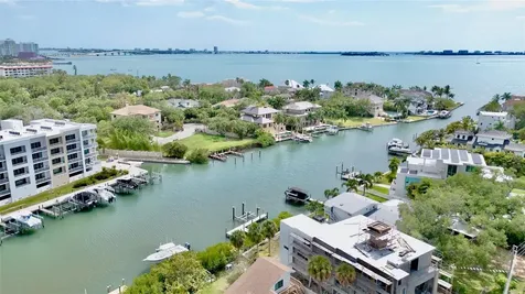 1709 N Tamiami Trail Sarasota FL 34234