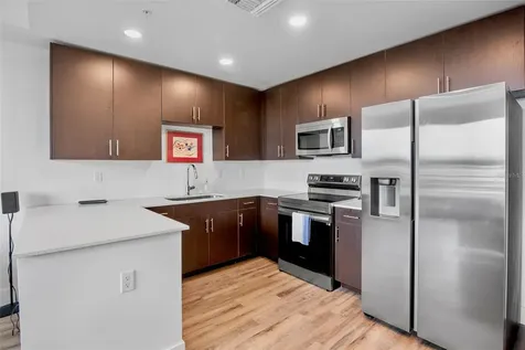 1709 N Tamiami Trail Sarasota FL 34234
