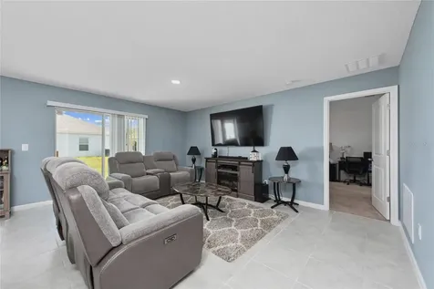 723 Jefferson Street Davenport FL 33837
