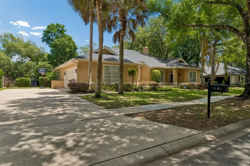 1686 Eagle Nest Circle Winter Springs FL 32708