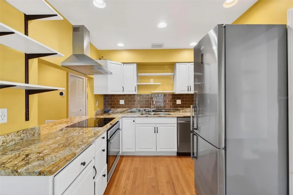 2200 8th Avenue N St Petersburg FL 33713