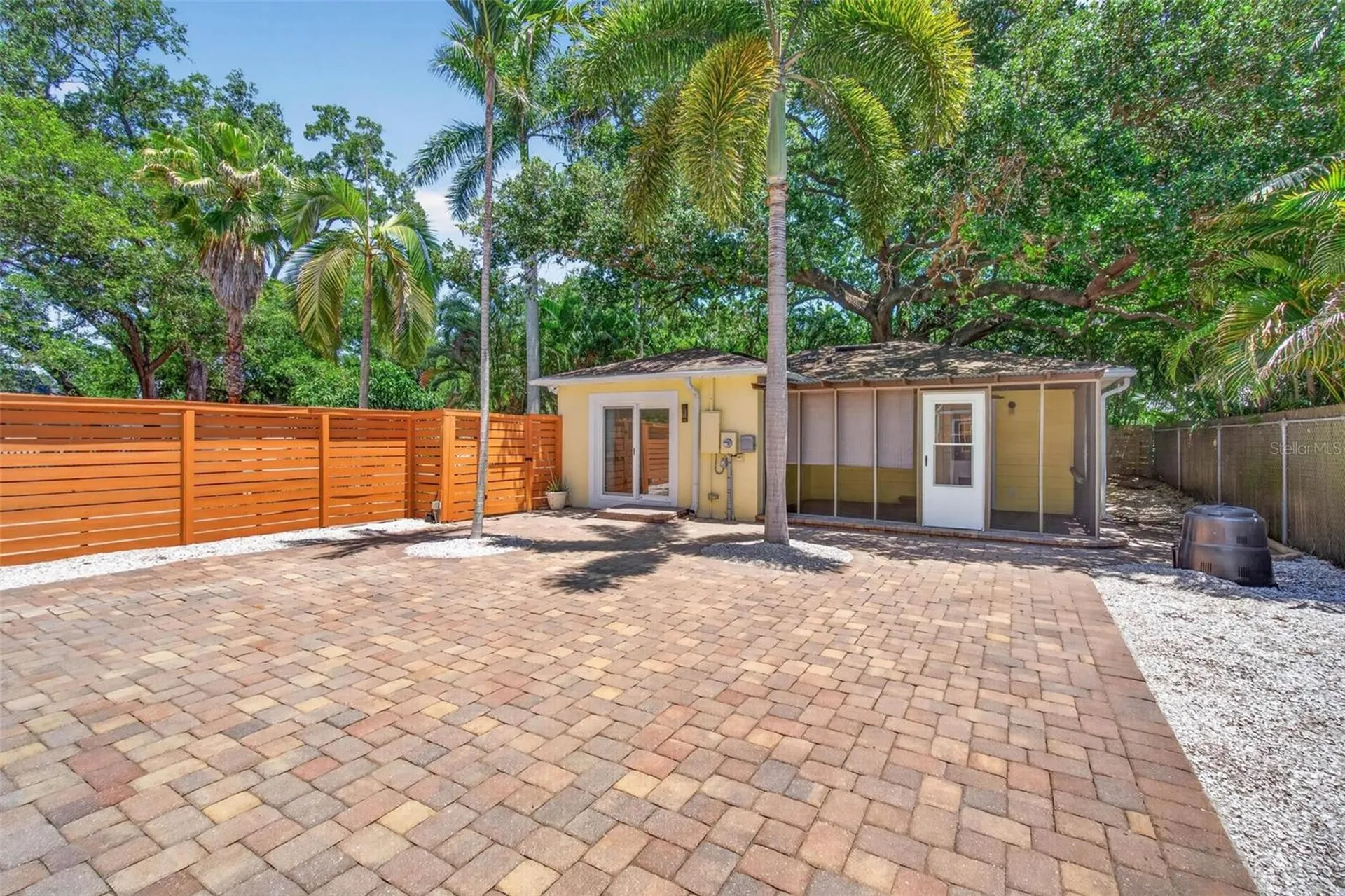 2200 8th Avenue N St Petersburg FL 33713