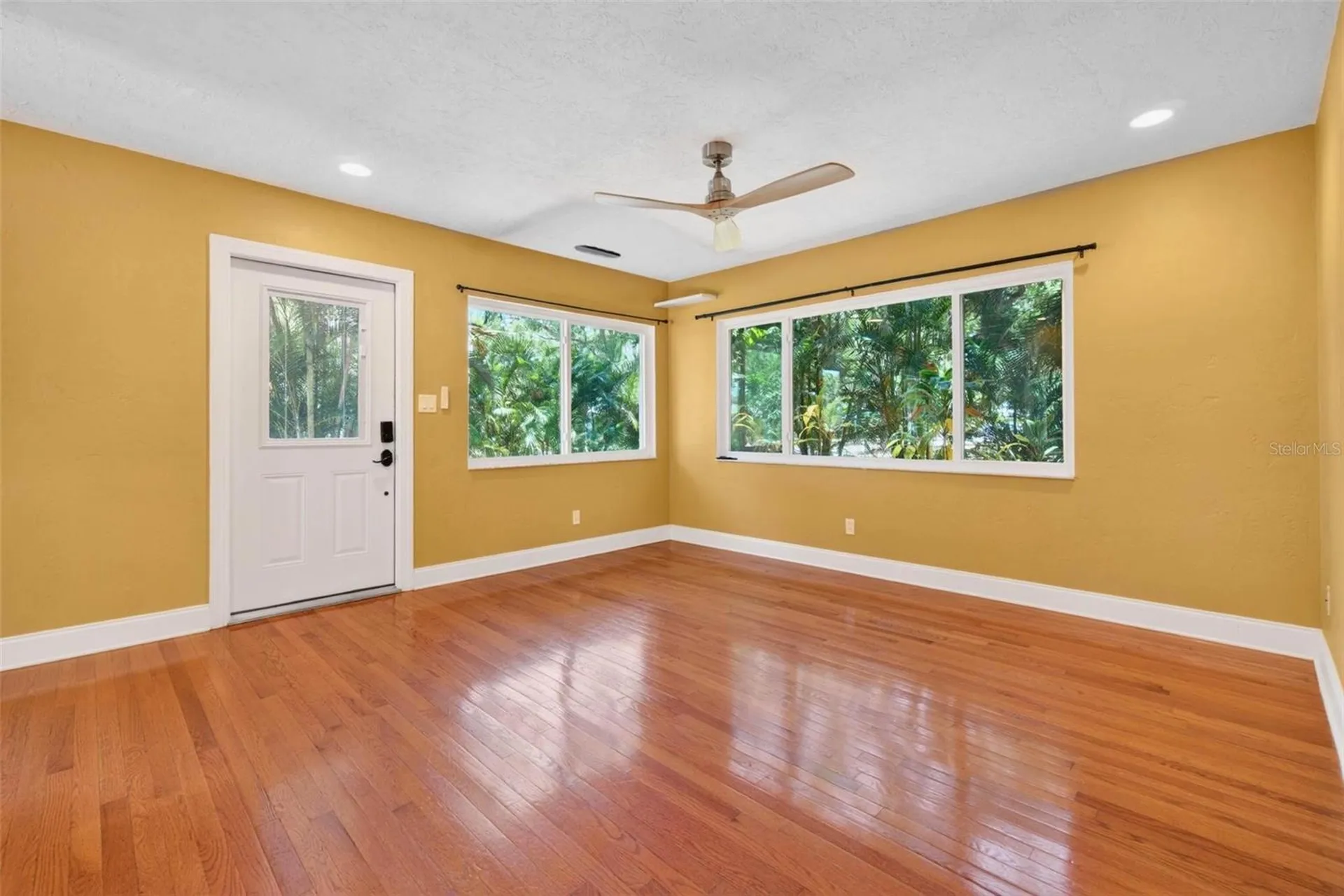2200 8th Avenue N St Petersburg FL 33713