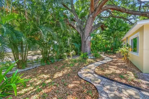 2200 8th Avenue N St Petersburg FL 33713