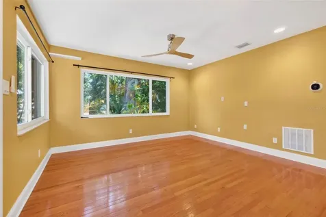 2200 8th Avenue N St Petersburg FL 33713
