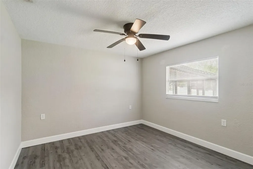 114 Angeles Road Debary FL 32713