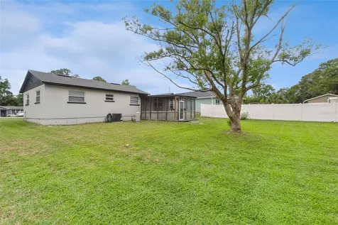 114 Angeles Road Debary FL 32713
