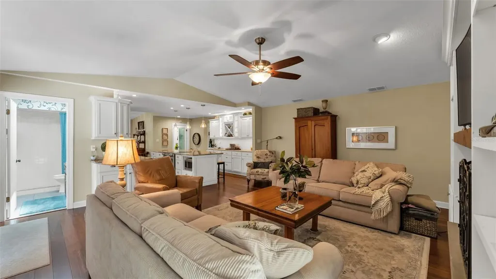 906 Crestview Drive Auburndale FL 33823