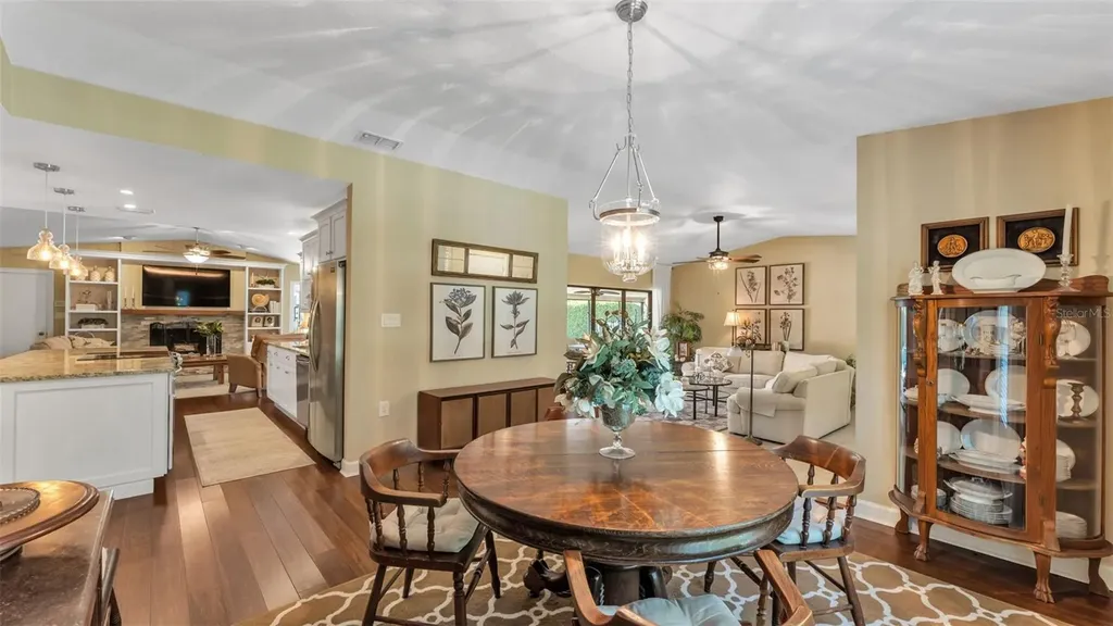 906 Crestview Drive Auburndale FL 33823