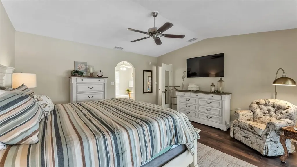 906 Crestview Drive Auburndale FL 33823