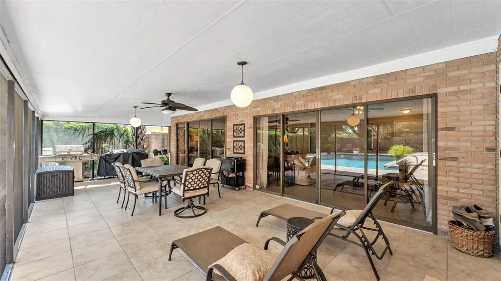 906 Crestview Drive Auburndale FL 33823