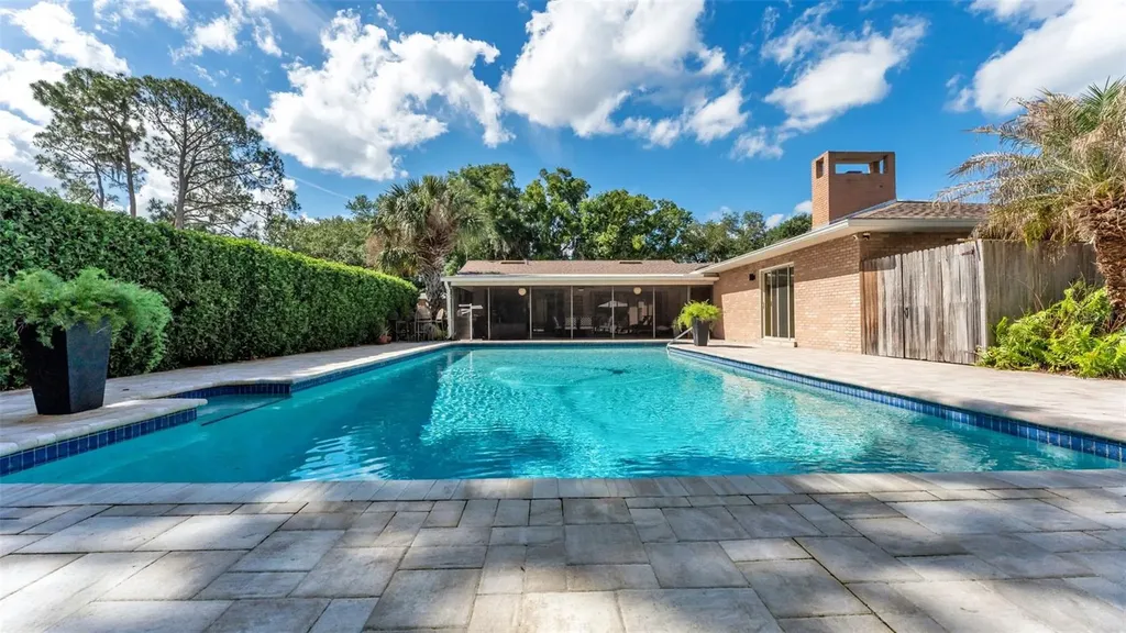 906 Crestview Drive Auburndale FL 33823