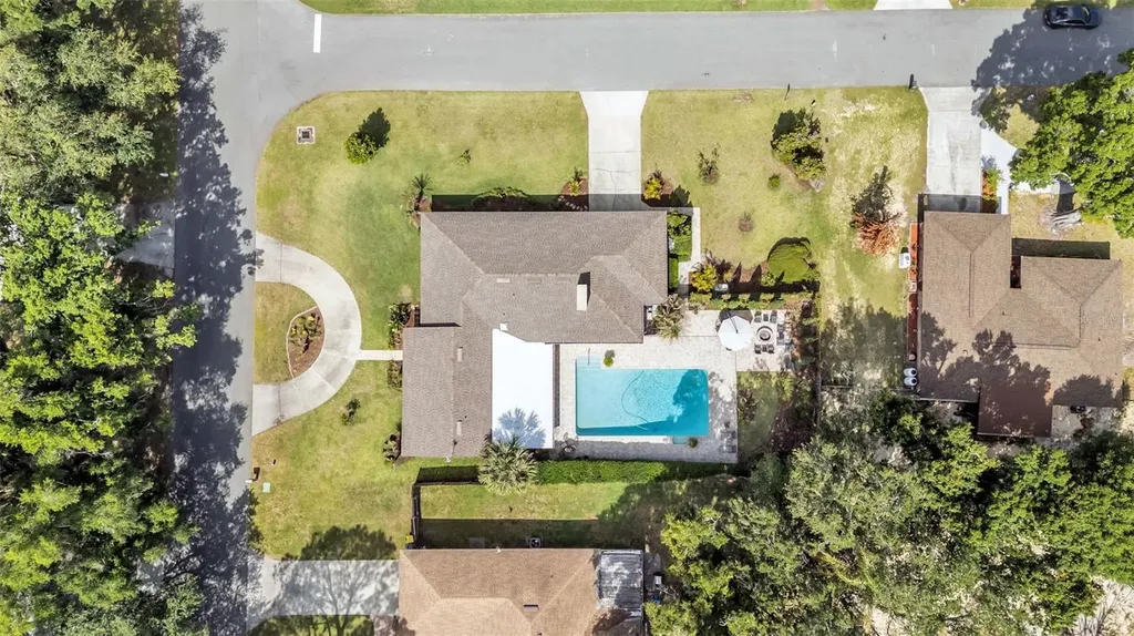 906 Crestview Drive Auburndale FL 33823