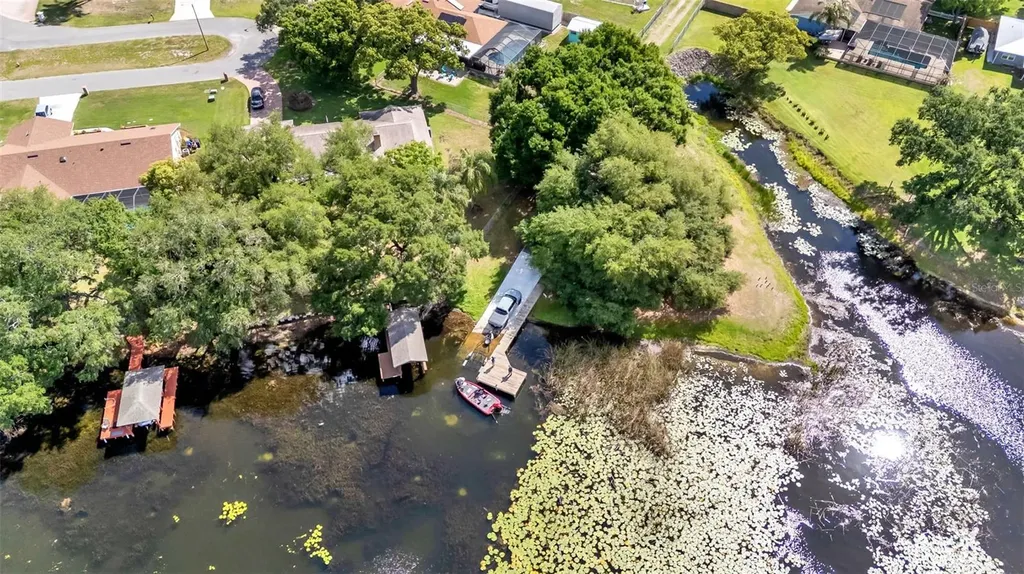 906 Crestview Drive Auburndale FL 33823