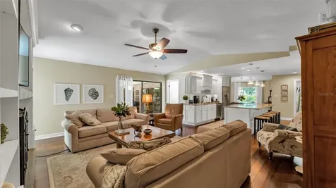 906 Crestview Drive Auburndale FL 33823