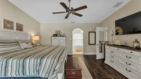 906 Crestview Drive Auburndale FL 33823