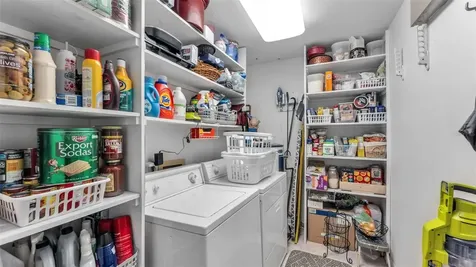 906 Crestview Drive Auburndale FL 33823