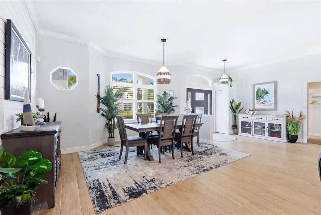 6611 Peach Tree Creek Road Bradenton FL 34203