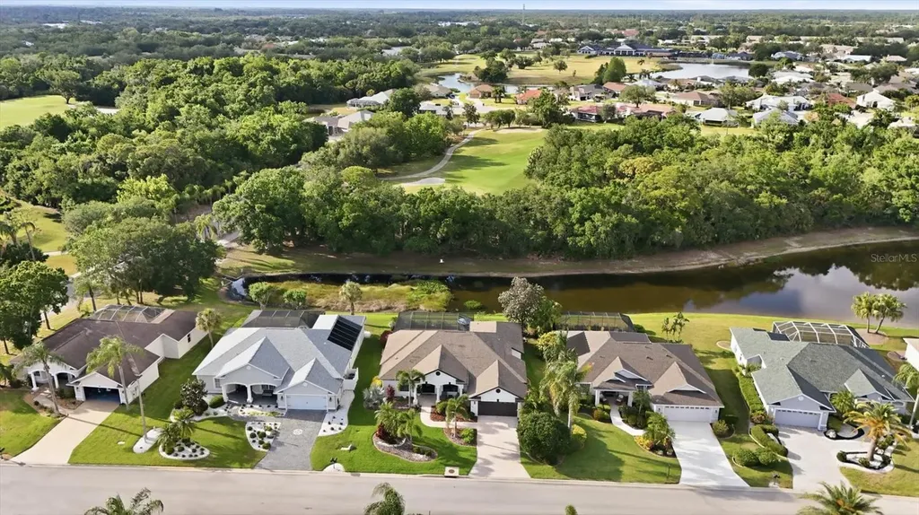 6611 Peach Tree Creek Road Bradenton FL 34203