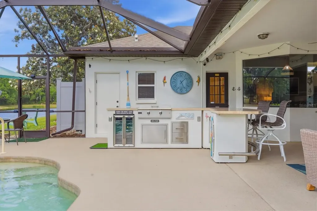 6611 Peach Tree Creek Road Bradenton FL 34203