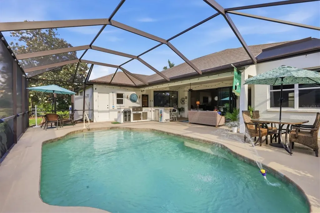 6611 Peach Tree Creek Road Bradenton FL 34203