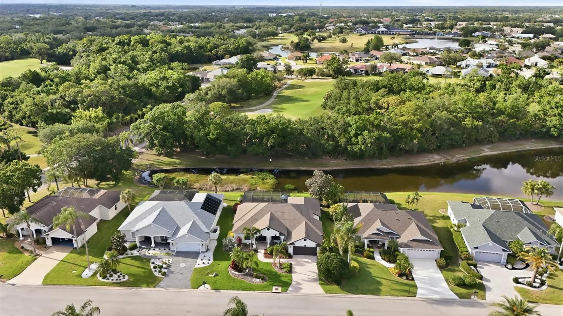 6611 Peach Tree Creek Road Bradenton FL 34203
