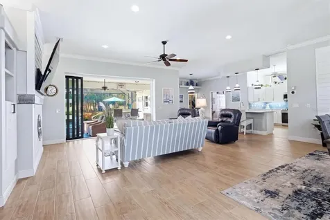 6611 Peach Tree Creek Road Bradenton FL 34203