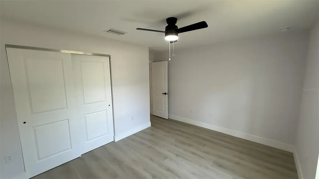 102 Malauka Trail Ocklawaha FL 32179