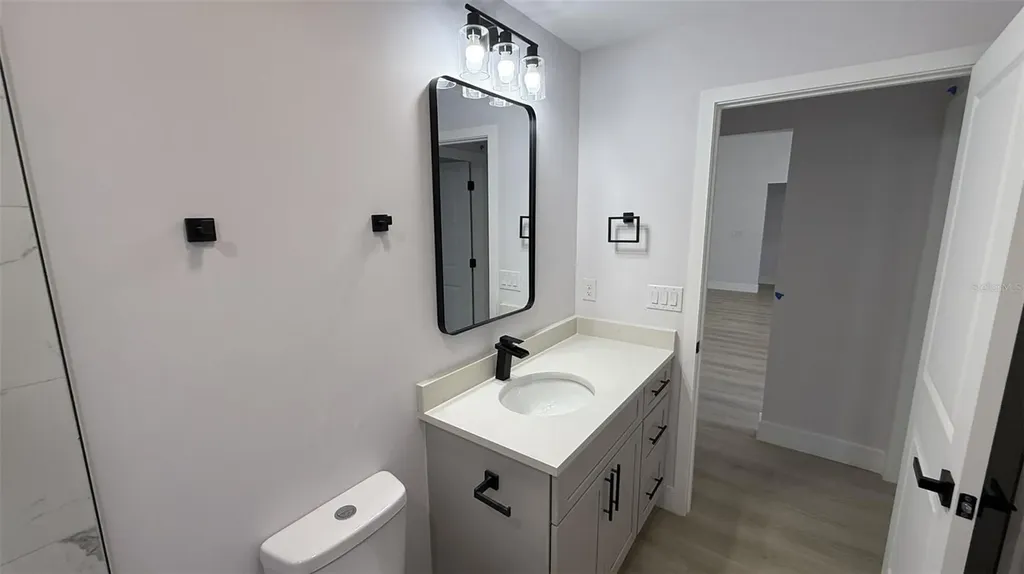 102 Malauka Trail Ocklawaha FL 32179