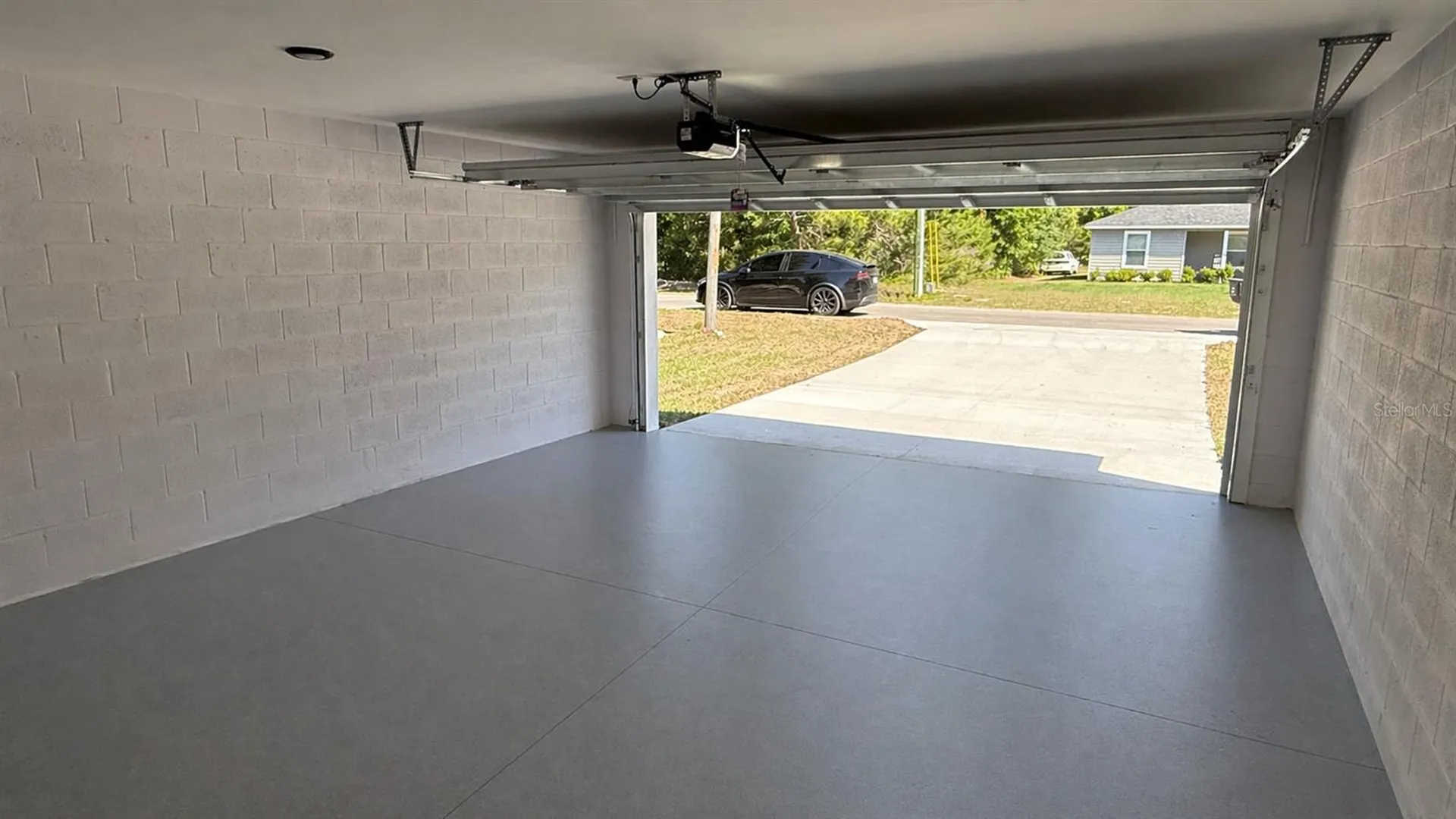 102 Malauka Trail Ocklawaha FL 32179