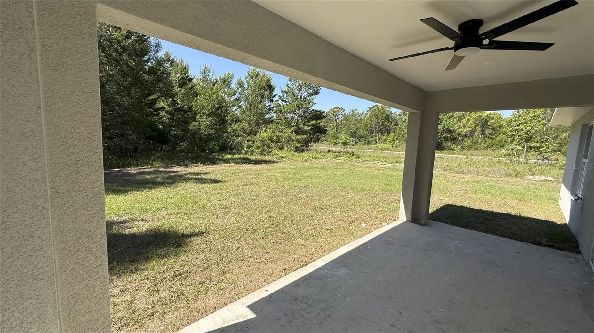 102 Malauka Trail Ocklawaha FL 32179