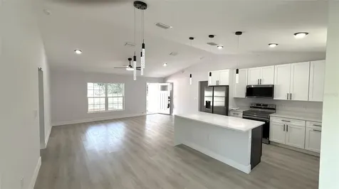 102 Malauka Trail Ocklawaha FL 32179