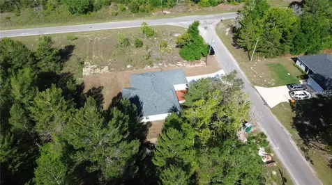 102 Malauka Trail Ocklawaha FL 32179