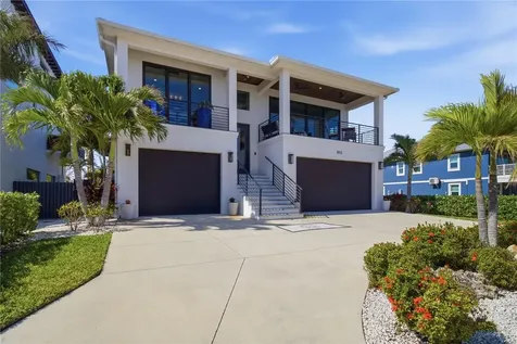 1912 Riverside Drive E Bradenton FL 34208
